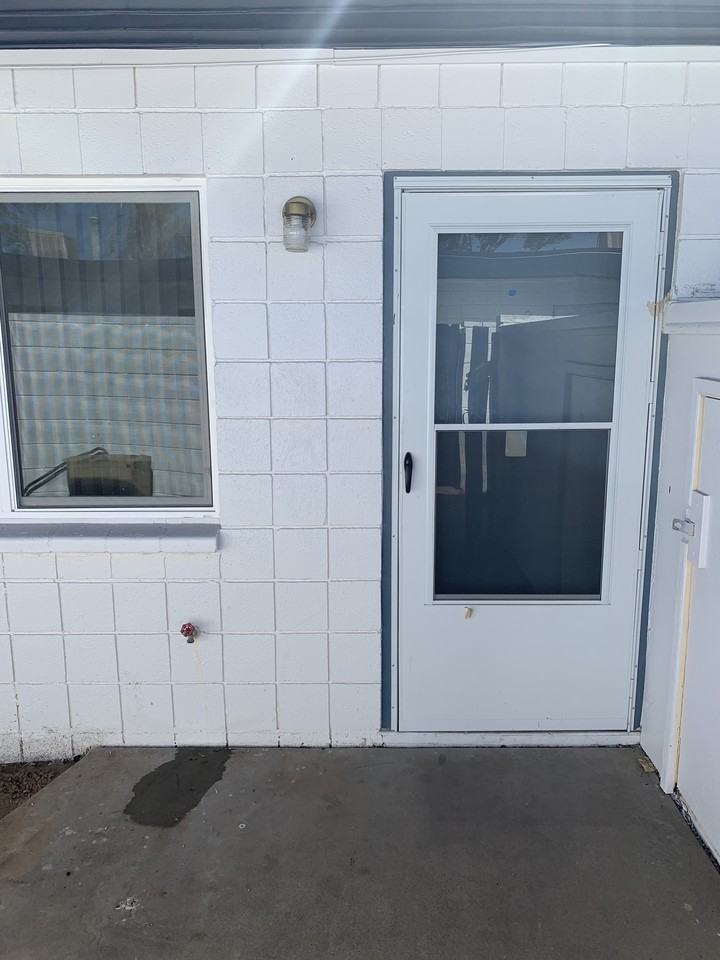 1208 Ortiz Dr Se - Photo 2 of 37