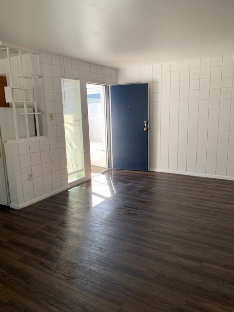 1208 Ortiz Dr Se - Photo 7 of 37