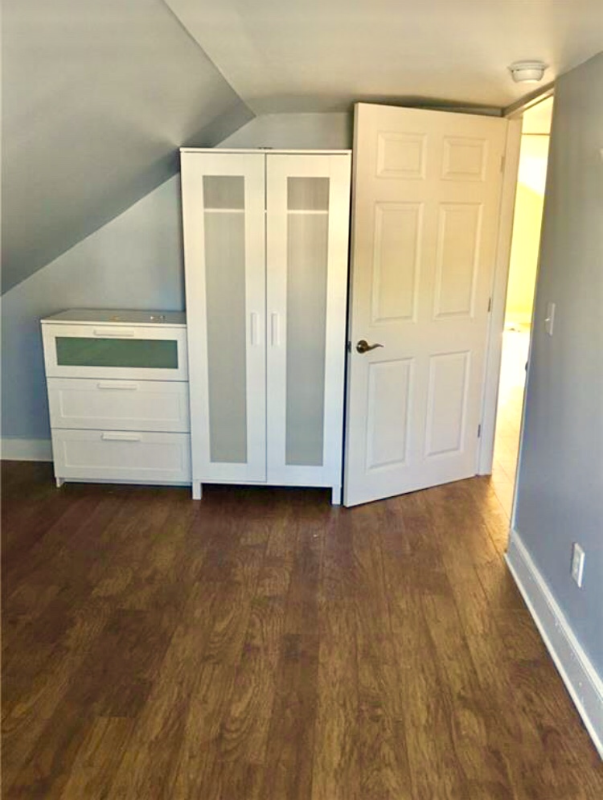 159 Brook St - Photo 6 of 15