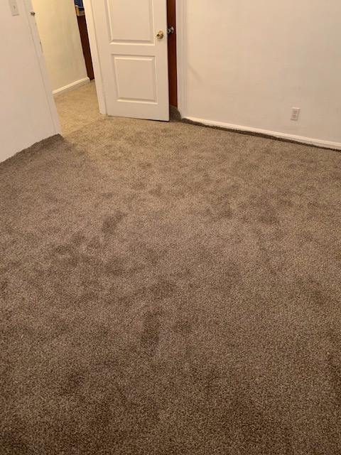 631 35th St - Photo 3 of 6