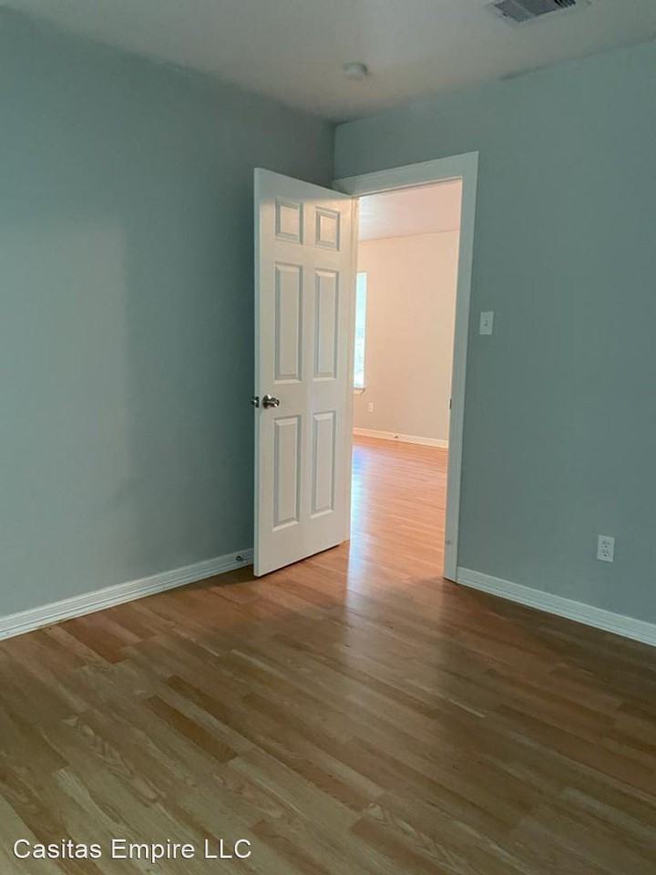 5301 Higgins St #2 - Photo 2 of 5