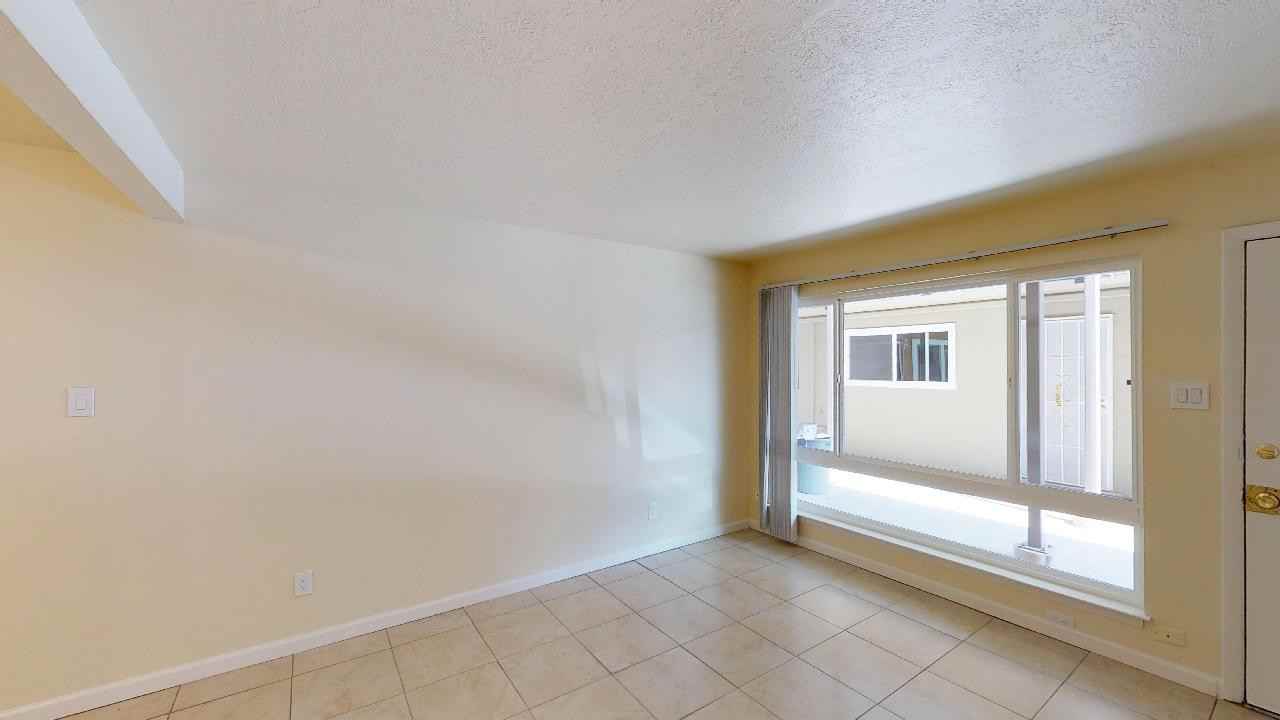 2713 Wyoming Blvd Ne - Photo 3 of 41