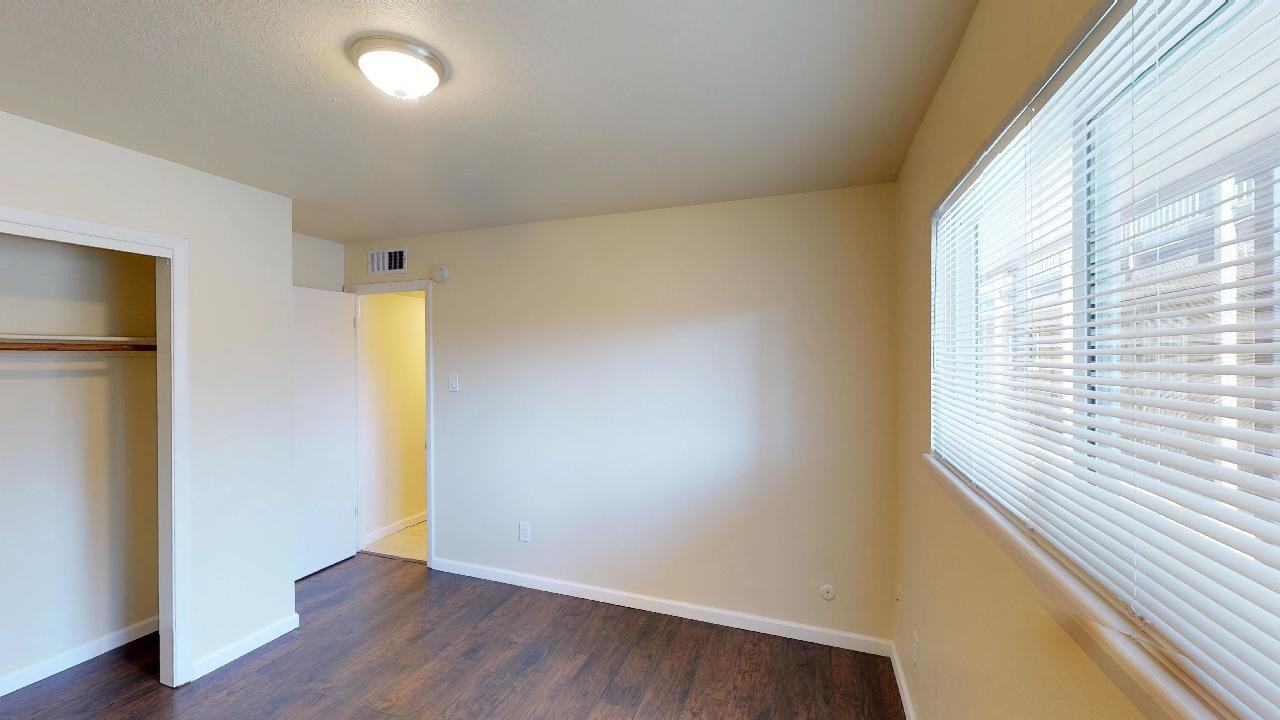 2713 Wyoming Blvd Ne - Photo 7 of 41
