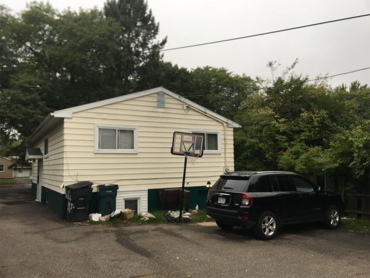 606 Spartan Ave #1 - Photo 2 of 28