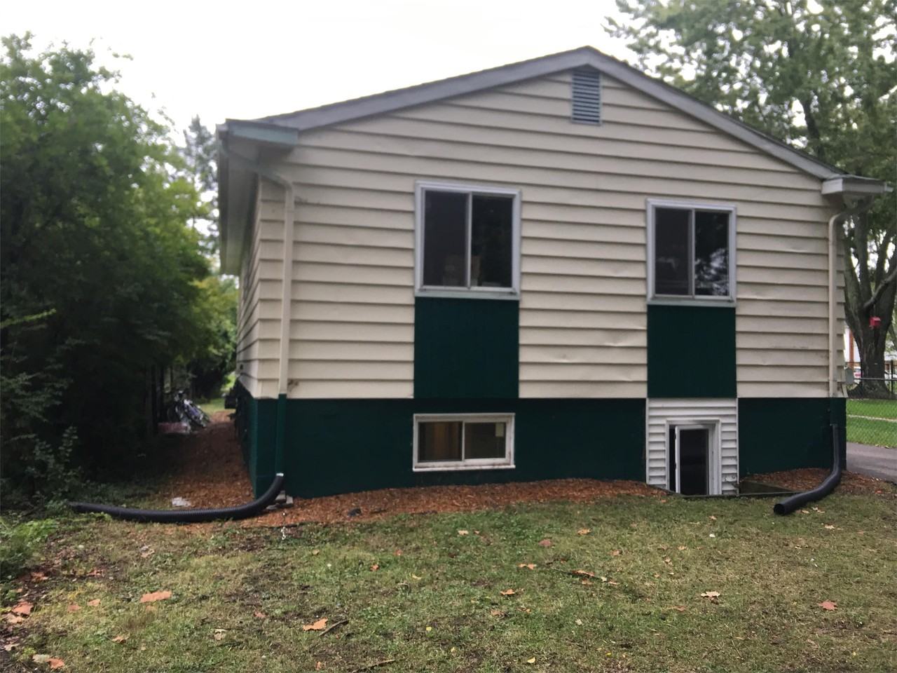 606 Spartan Ave #1 - Photo 3 of 28