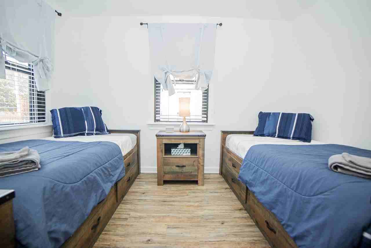 Vibe at Marathon Village Apartments - Photo 7 of 13