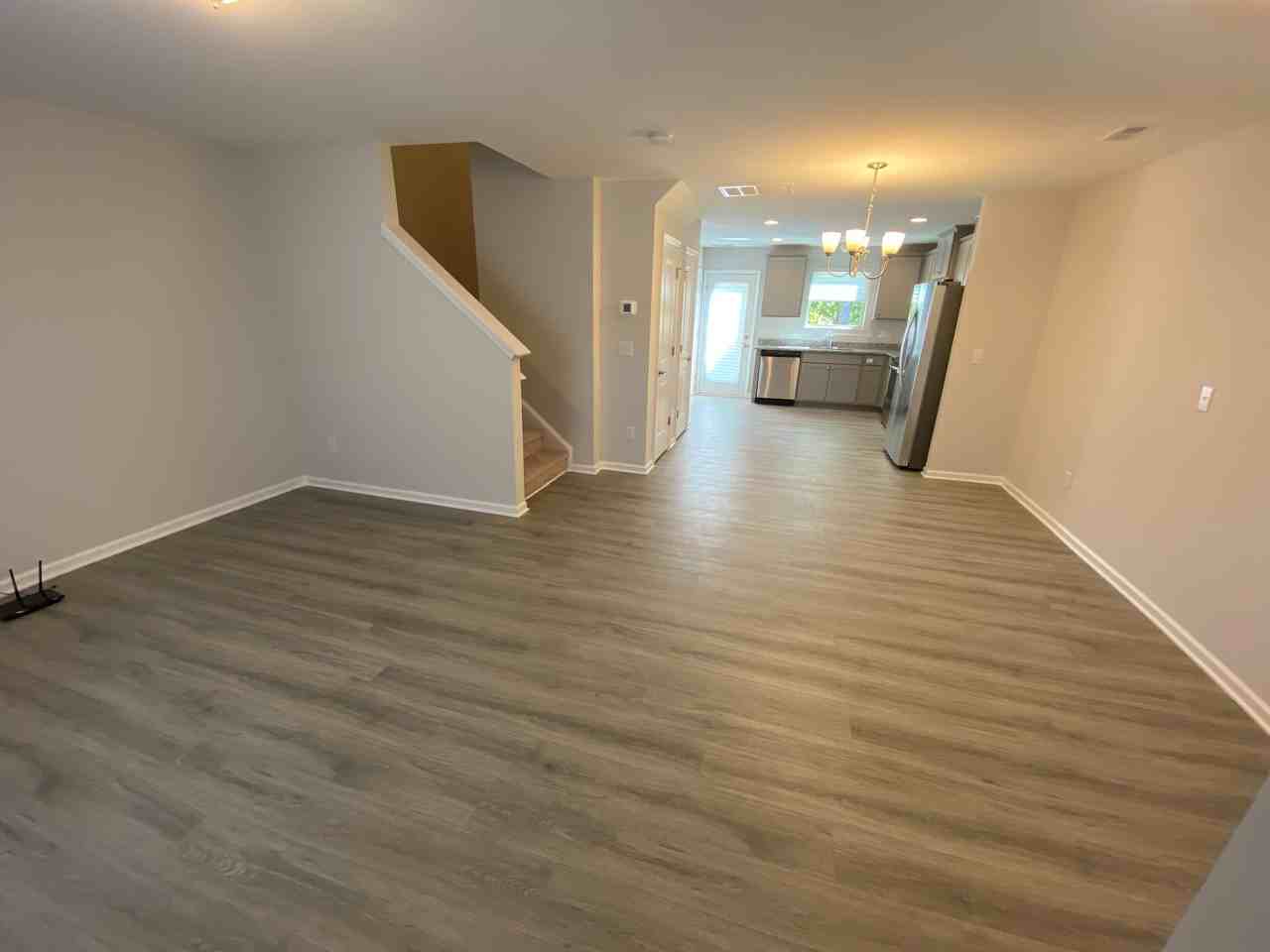 323 Switch St - Photo 7 of 36