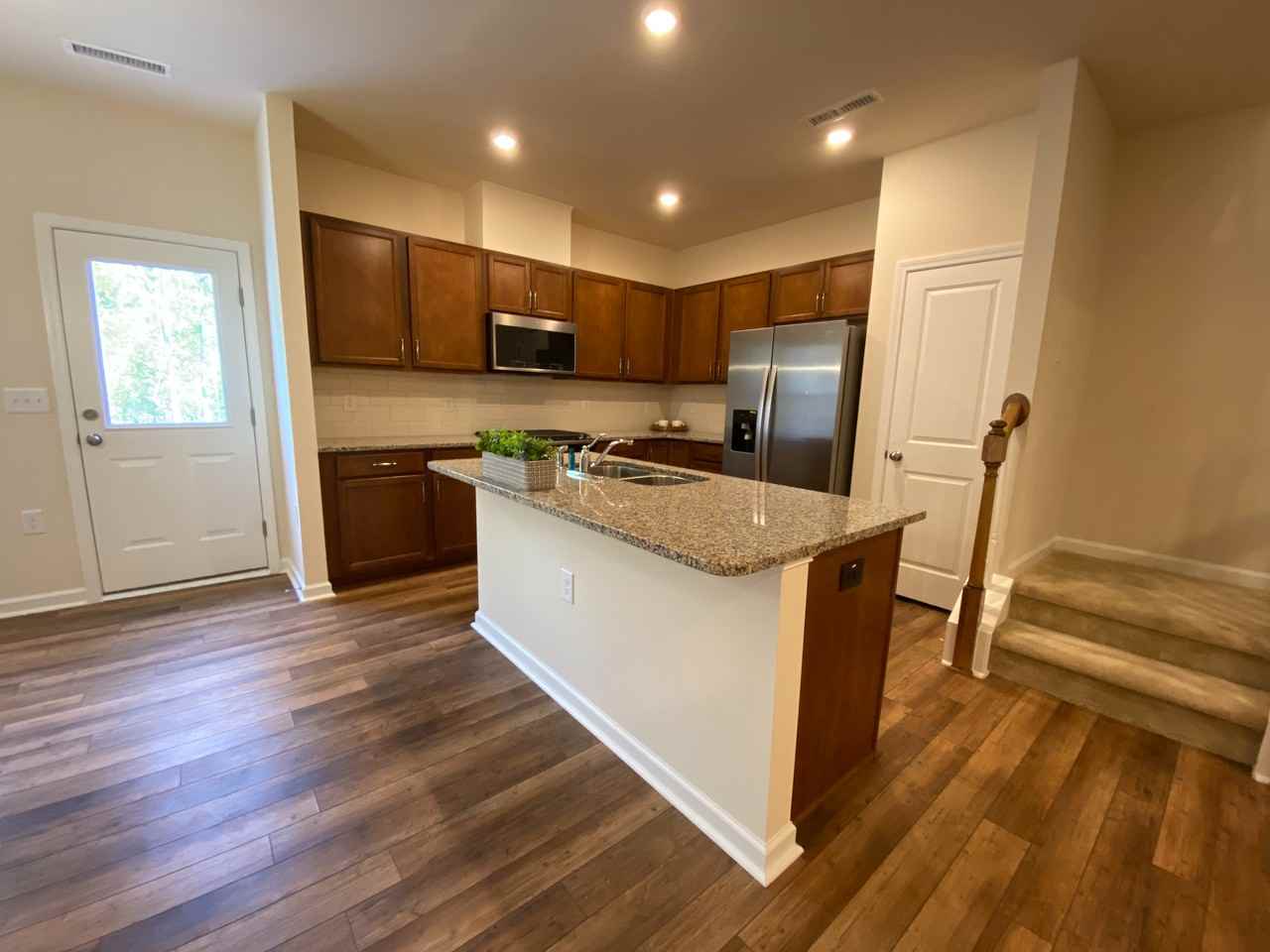 88 Whitesell Way - Photo 2 of 21