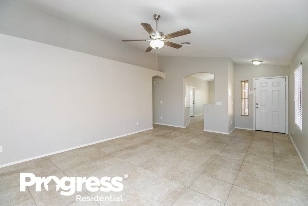 3757 S Brighton Ln - Photo 3 of 16