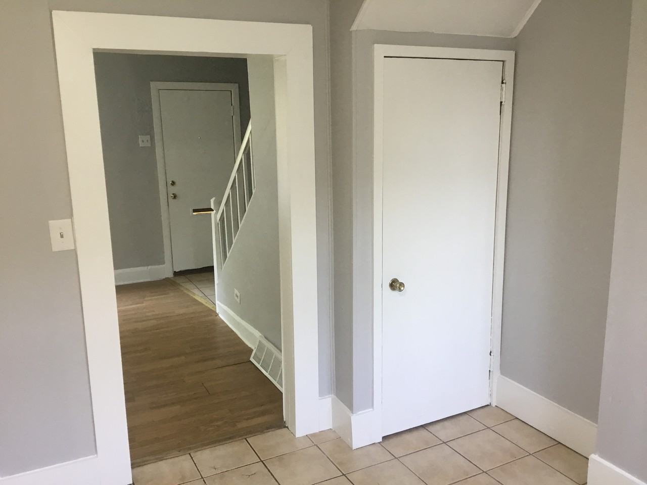 1705 West 15th Street - Photo 6 of 11