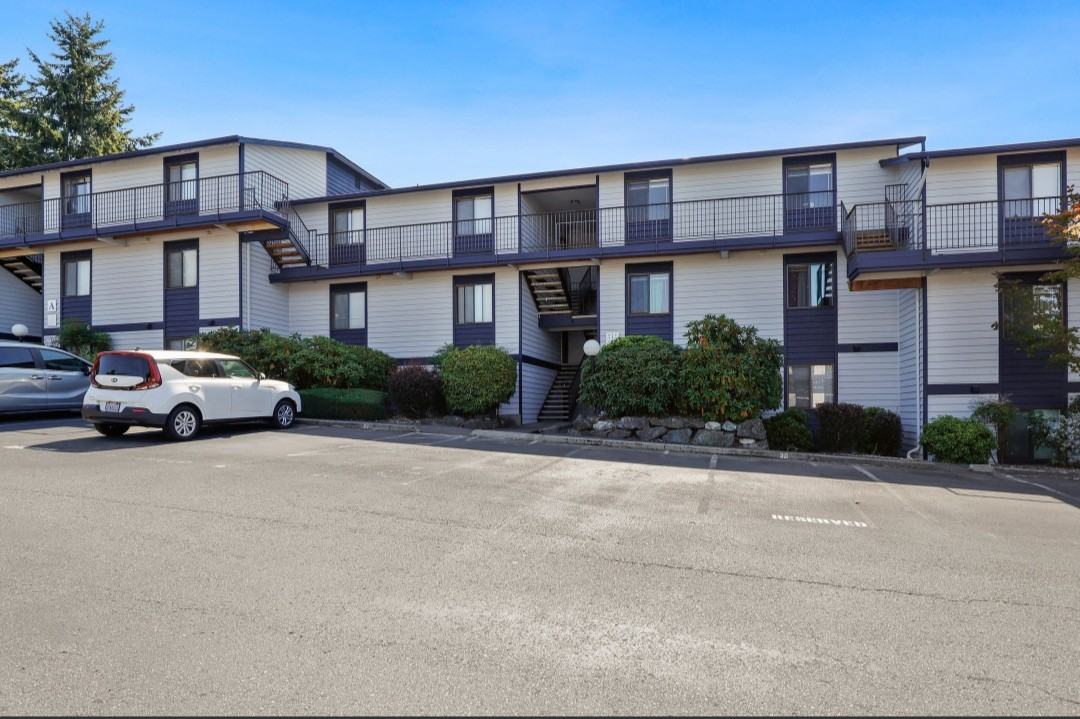 15416 40th Ave W #11