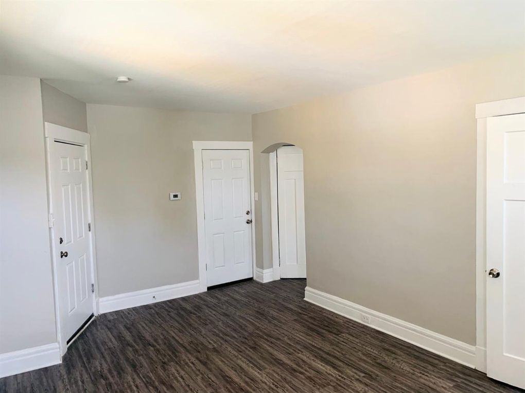 2837 Montana Ave #2 - Photo 5 of 9