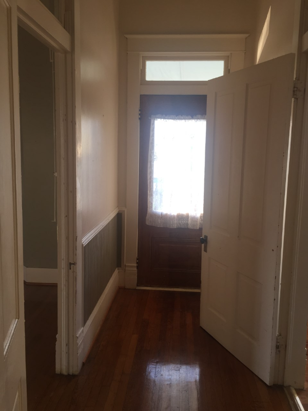 119 Leonard St - Photo 2 of 10