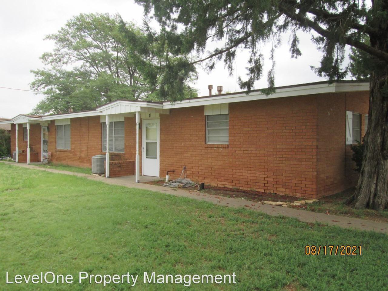 2112 Amarillo Street - Photo 3 of 12