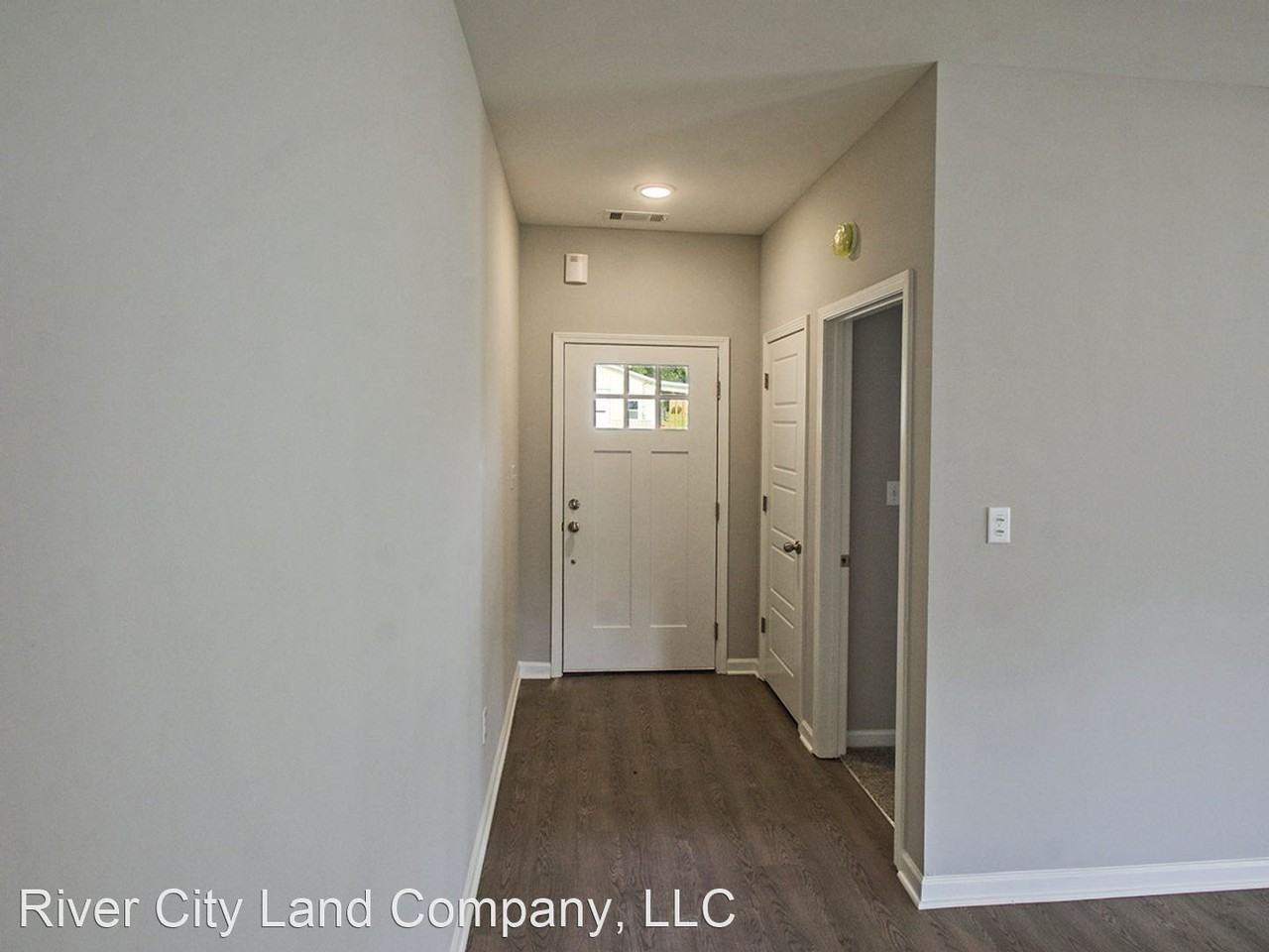 33 Eastwood Dr - Photo 2 of 17