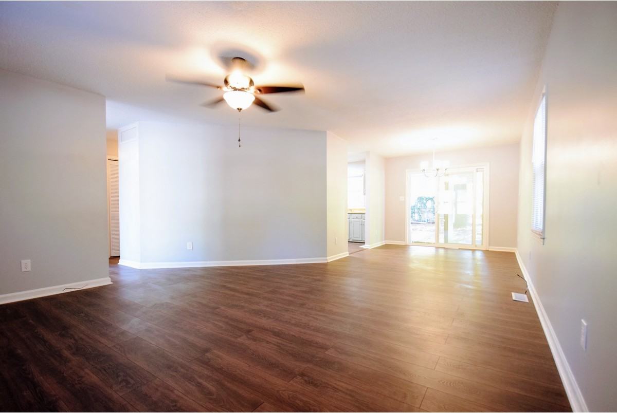 1121 Lake Stone Pl - Photo 3 of 13