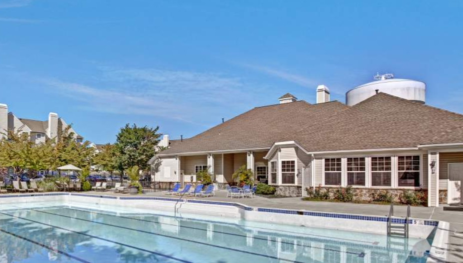 Windsor Commons Apartments - Photo 3 of 9