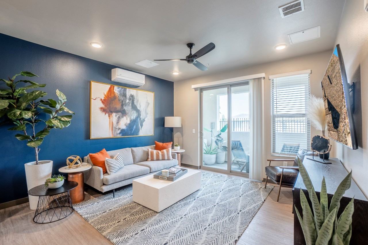 Double R - Photo 5 of 38