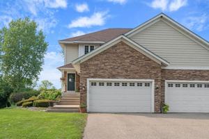 featured image of 5548 Malibu Dr #1