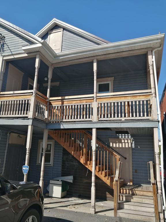 410 Virginia Ave - Photo 3 of 7