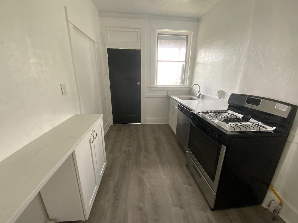 1512 Orchlee St - Photo 3 of 25