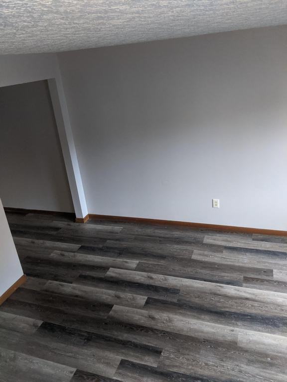 39 W Lincoln St - Photo 3 of 11