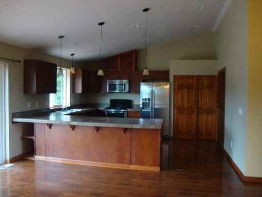 343 Leonard Rd - Photo 3 of 8