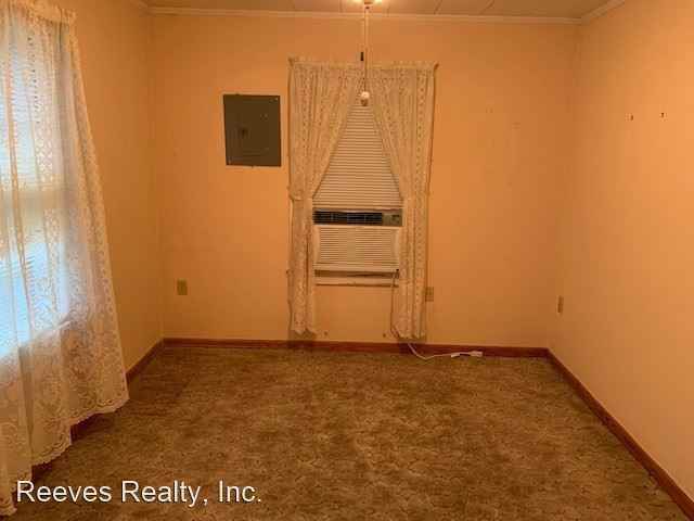 1619 Phillips Ln - Photo 2 of 21