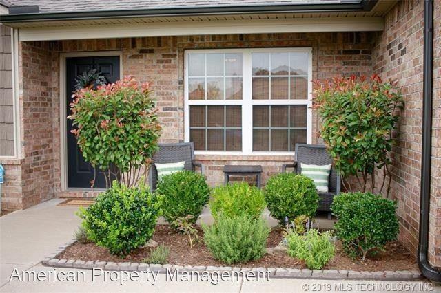 12670 S 88th East Ave - Photo 2 of 12