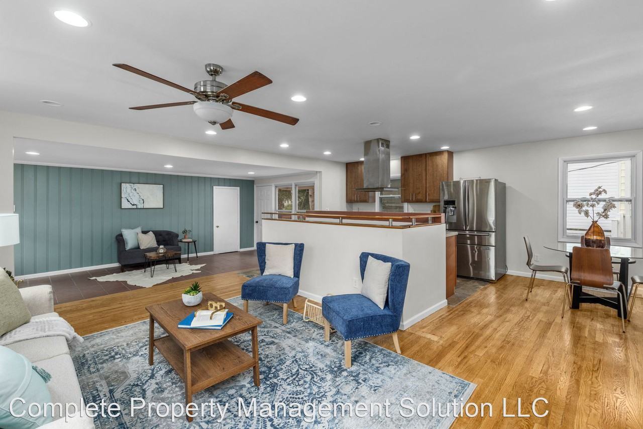 9551 Cantwell Dr - Photo 2 of 20