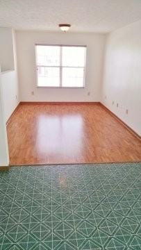 140 Waller Dr - Photo 2 of 16