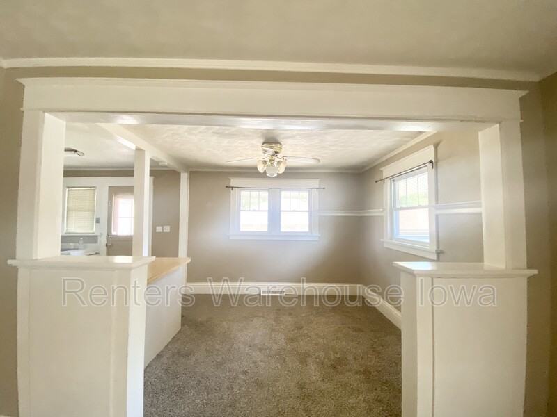 1829 48th St - Photo 6 of 18