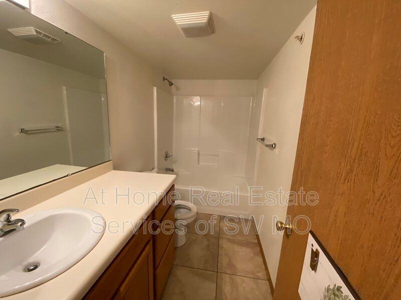 750 S Campbell Ave #A1 - Photo 5 of 6