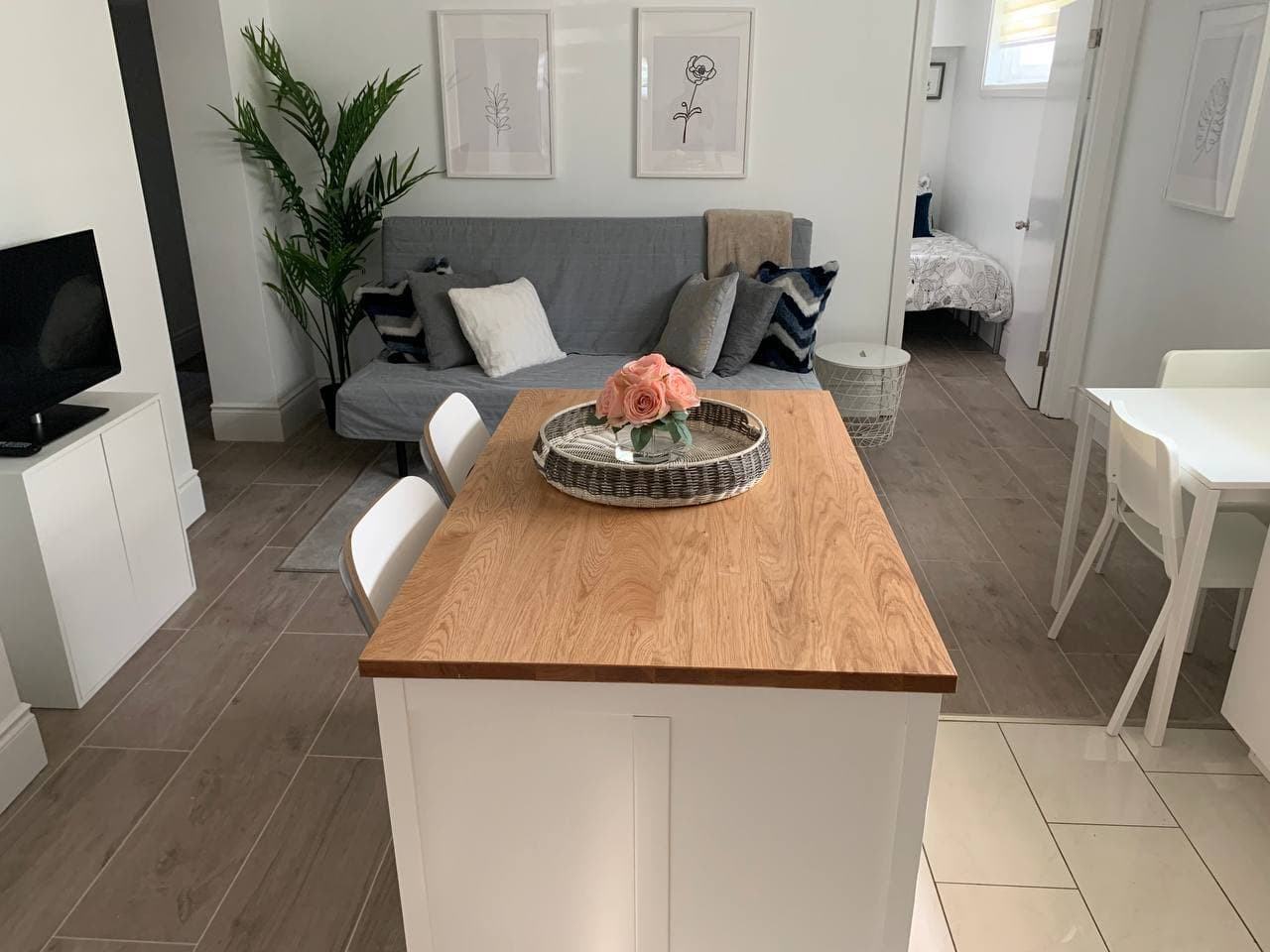 39 Greengrove Crescent - Photo 2 of 15