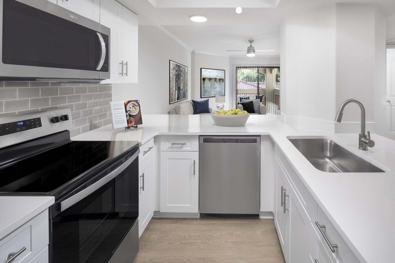 Camden San Paloma - Photo 7 of 36