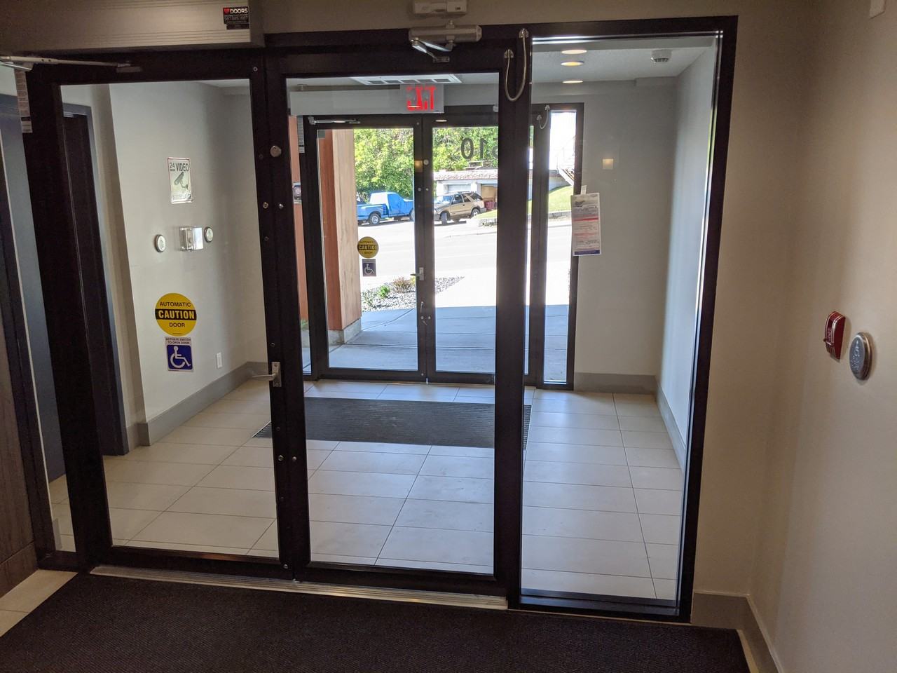 Bridgeland Hill Apartments 510 Edmonton Trail Ne, Calgary, AB T2E 3H1