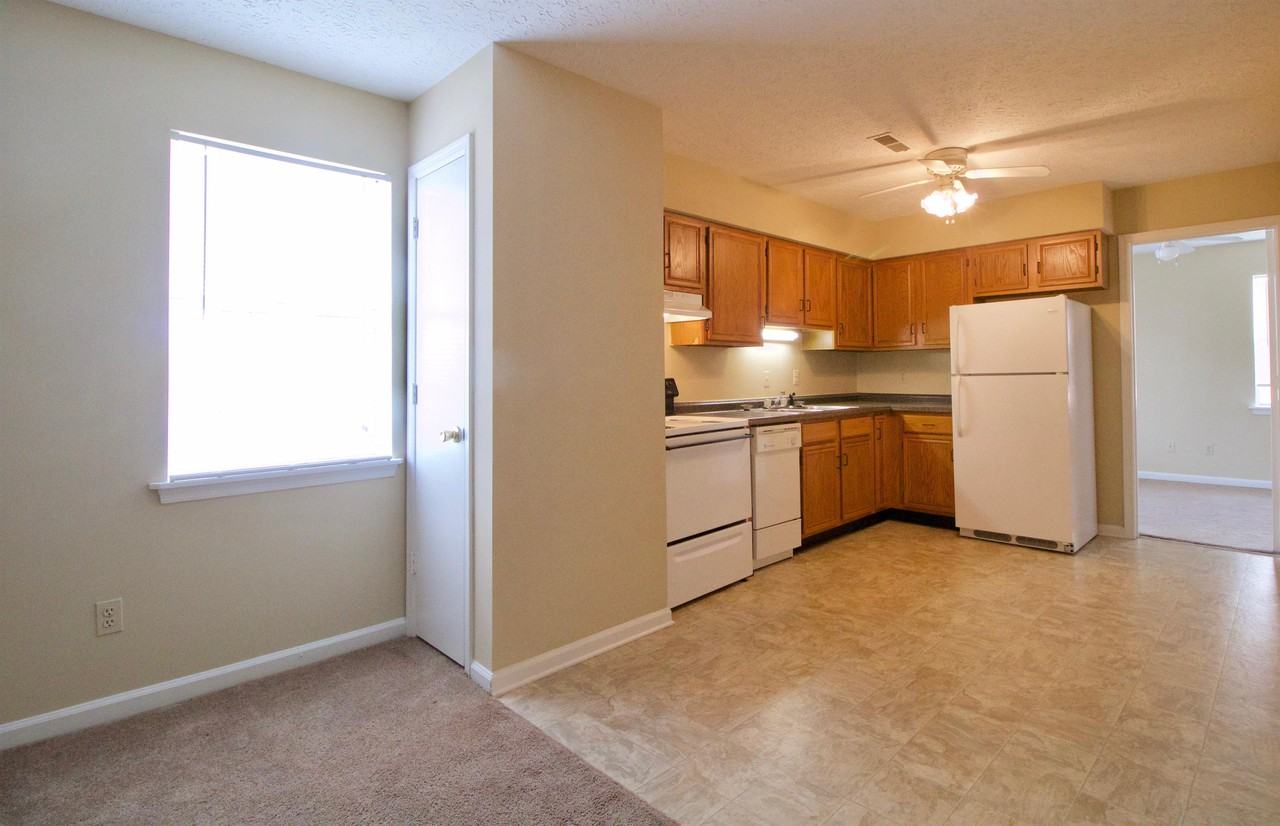 113 Jefferson Ridge Rd #113 - Photo 2 of 23