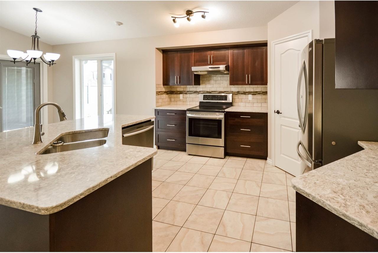 4409 38 St #1 - Photo 2 of 10