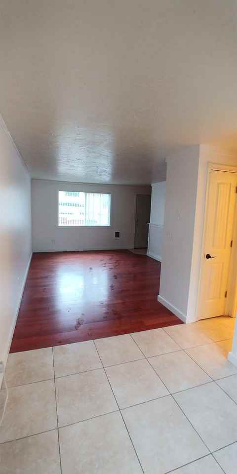 1270 E Santiam St #1270 - Photo 7 of 22