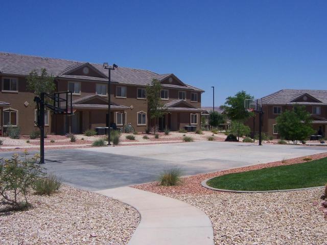 3155 S Hidden Valley Dr #1 - Photo 5 of 22