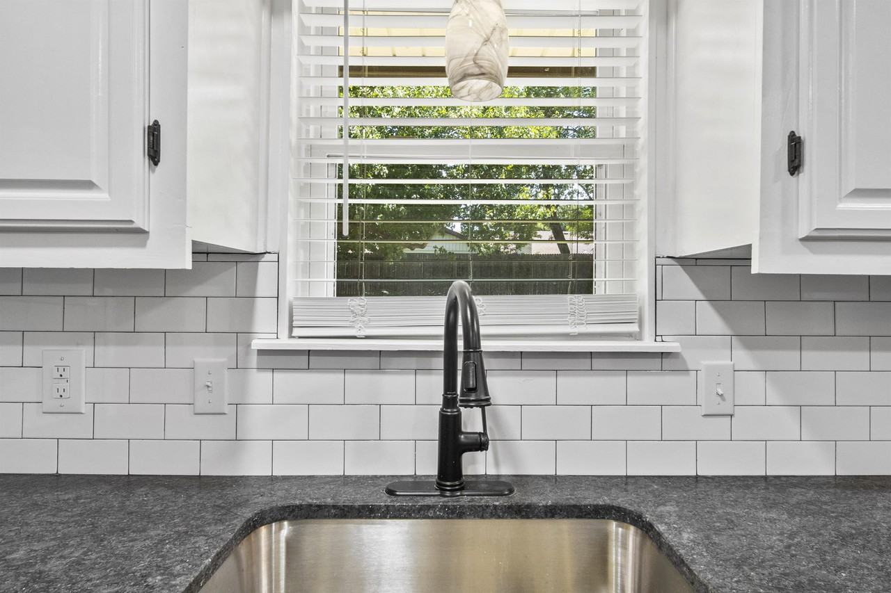 11401 S 98th East Ave #1 - Photo 6 of 19