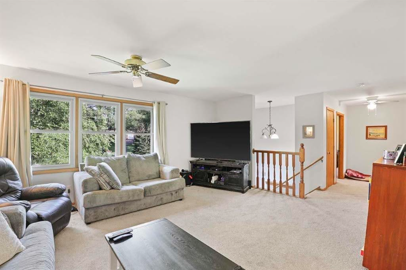 3151 View Rd - Photo 3 of 20