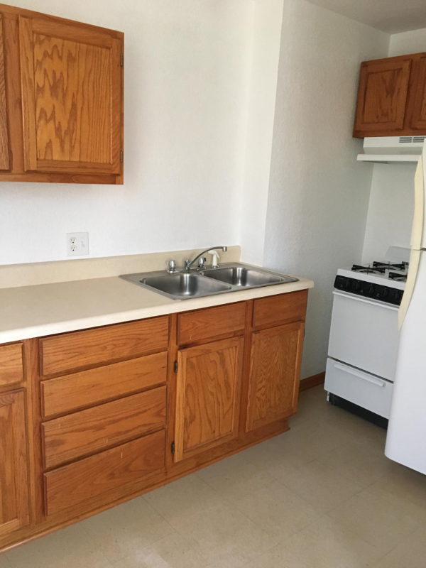 600 W Broadway Blvd #B - Photo 3 of 7