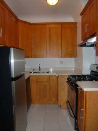 676 Geary Blvd #107 - Photo 3 of 4