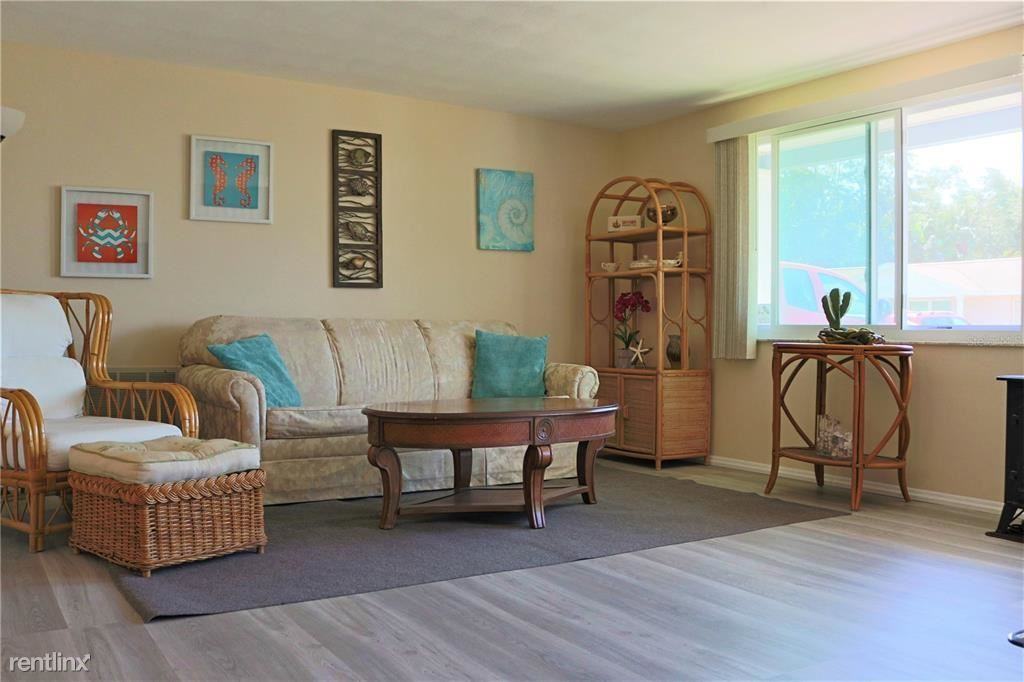 5735 Elena Dr - Photo 2 of 3