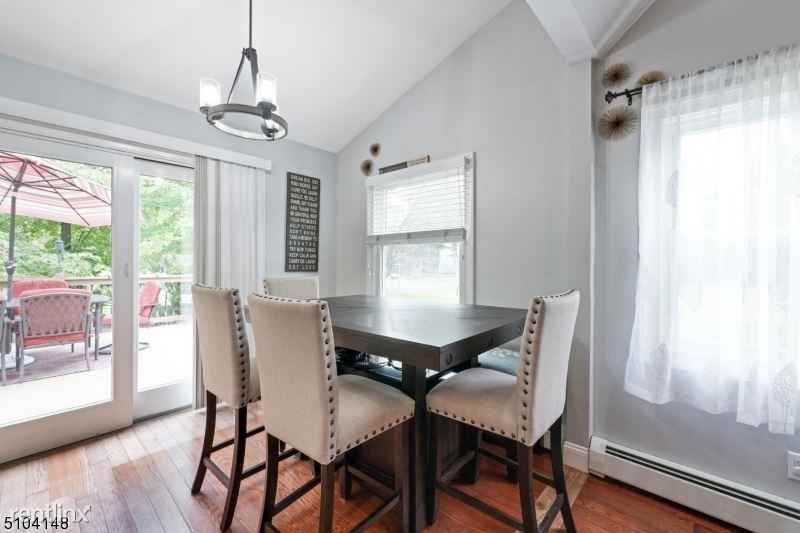 6 Clubhouse Rd - Photo 3 of 10