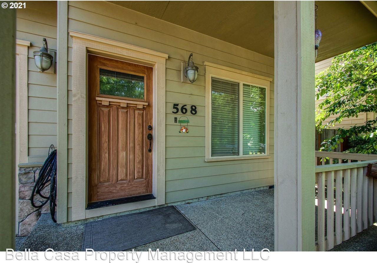 568 S Donna Dr - Photo 2 of 31