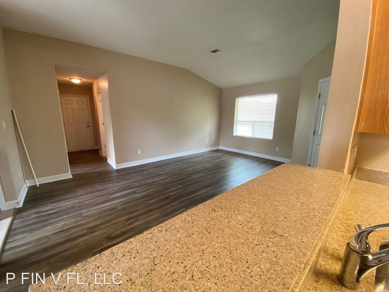 37 Marella Ct - Photo 3 of 16