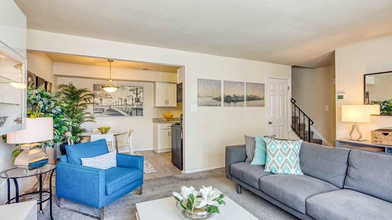 Chadwick Manor Townhomes - Photo 2 of 18