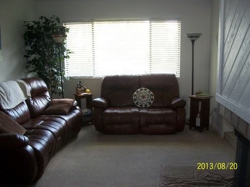 1207 Harbor Town Cir - Photo 3 of 16